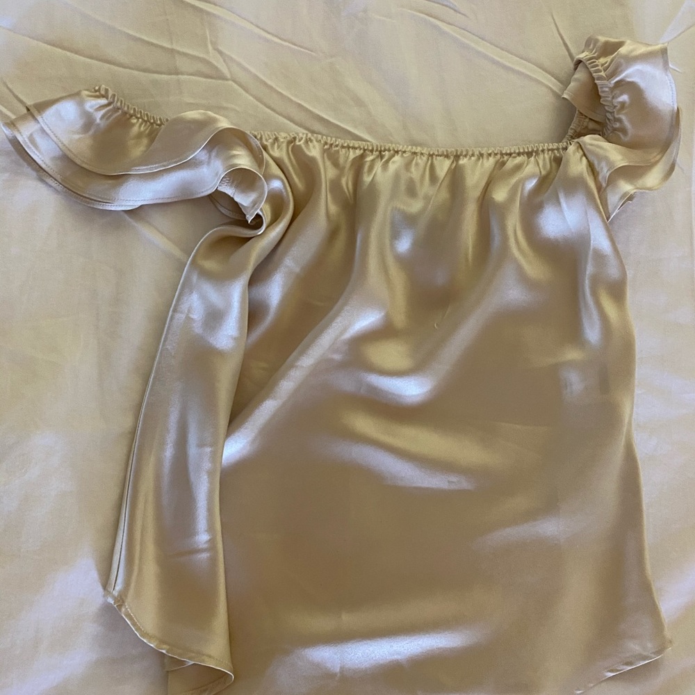 REFORMATION off the shoulder gold top - Picture 2 of 3